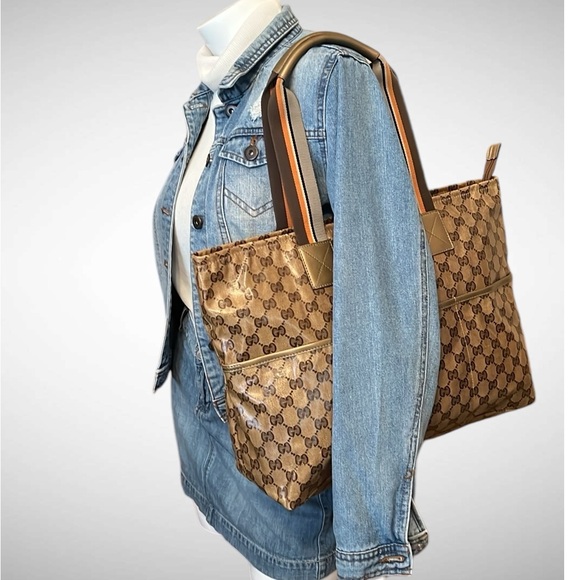 A309- 💯%authentic Gucci crystal shoulder bag - Picture 3 of 16